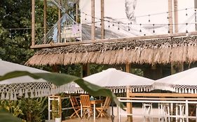 Happiness Hostel Siargao