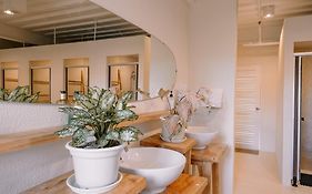 Happiness Hostel Siargao